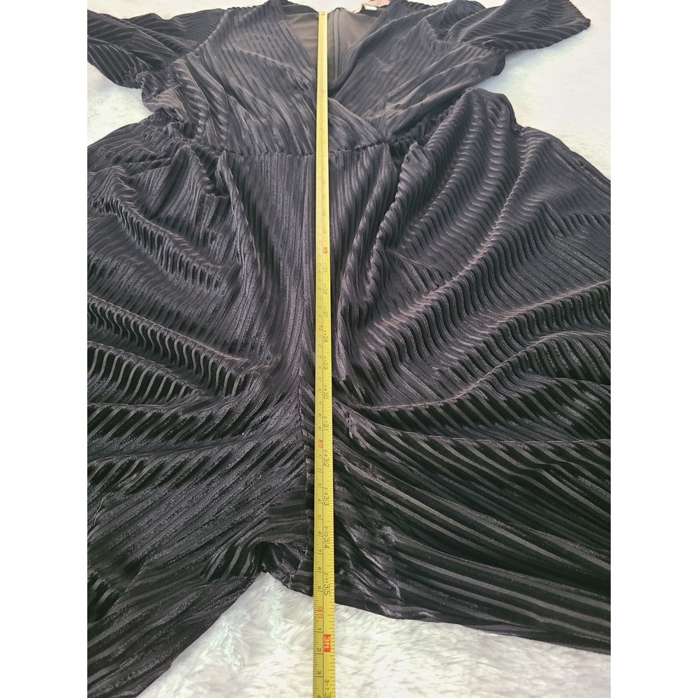 Hutch Black Pleated Velvet Jumpsuit Wide Leg V-Neck Short Sleeve Plus Size 16W - Picture 4 of 12